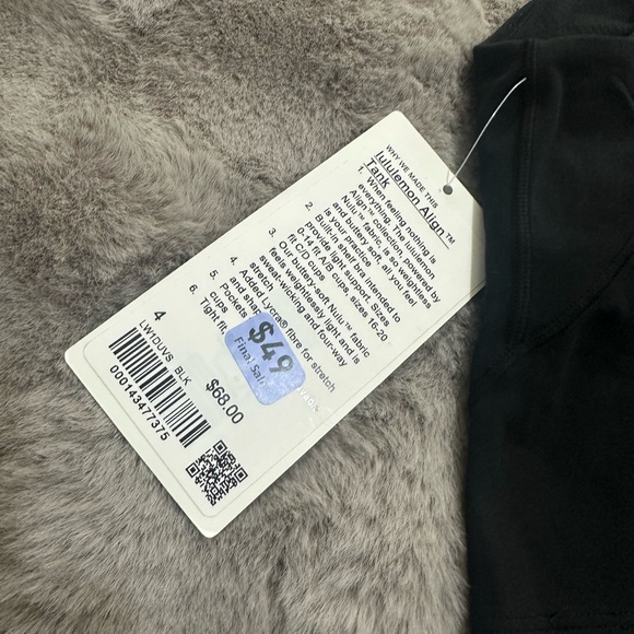 NWT lululemon Align tank A/B Cup Black size 4 - Picture 5 of 5